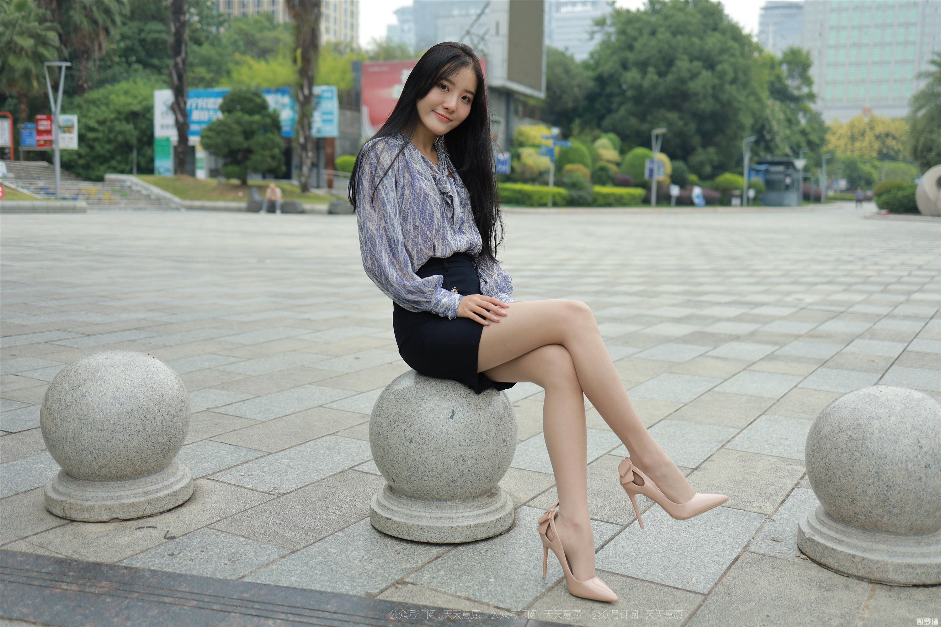 IESS异思趣向  2021.10.25 丝享家957：婉苹《公园偶遇美女》